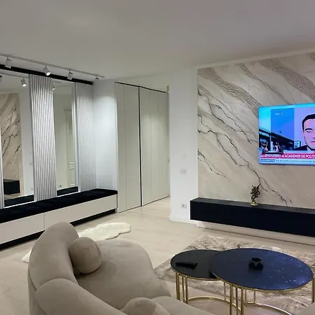 Luxury Promenada Крайова